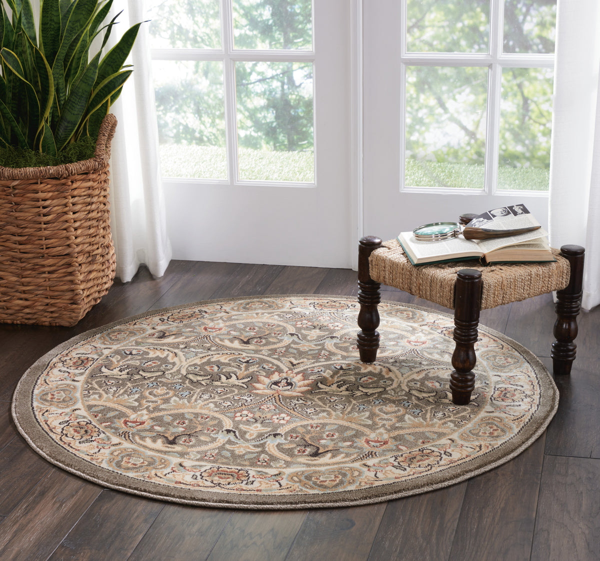 Walden WAL03 Grey Rug - room scene