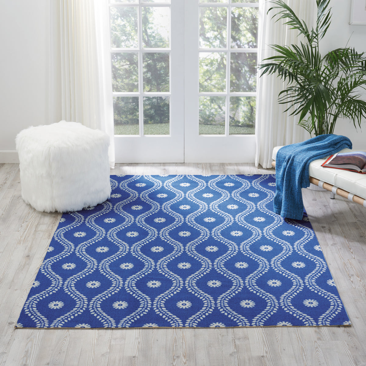 Home & Garden RS085 Navy Rug - room scene