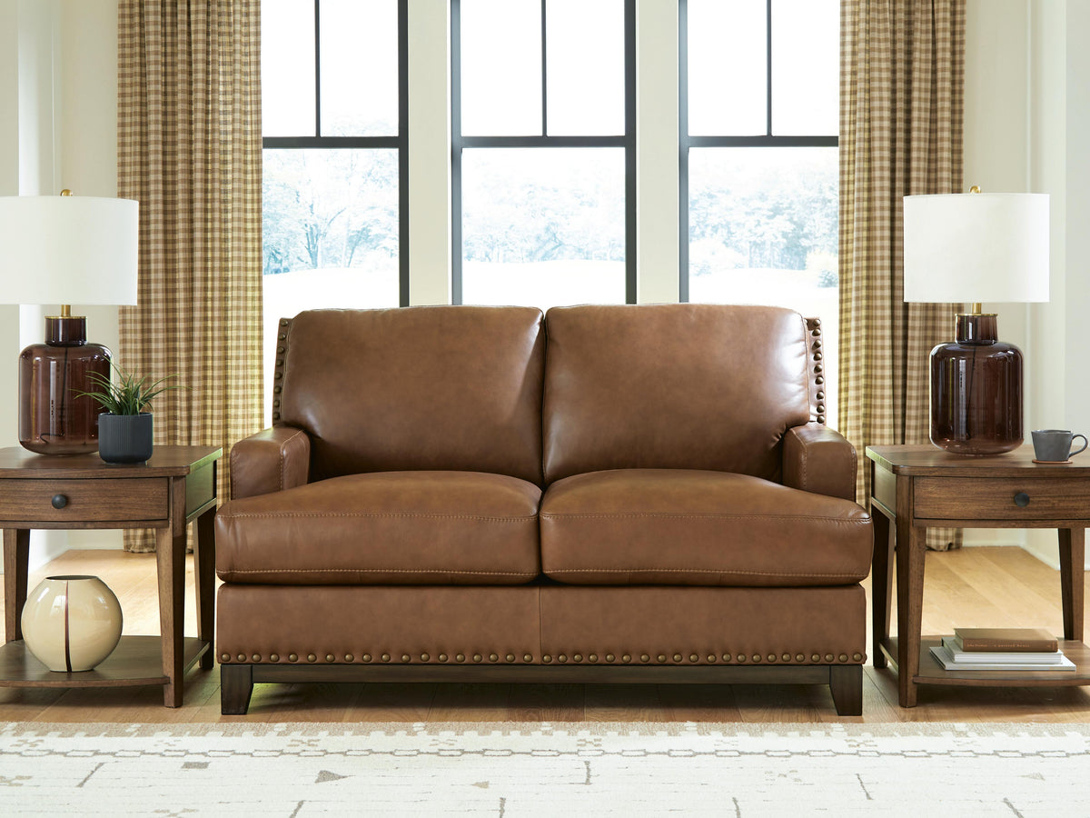 Saonara Loveseat Leather