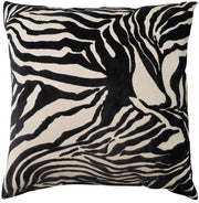 Sofia L3028 Black 18" x 18" Throw Pillows
