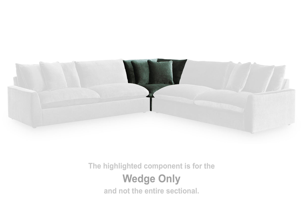 Carriage View Wedge Velvet