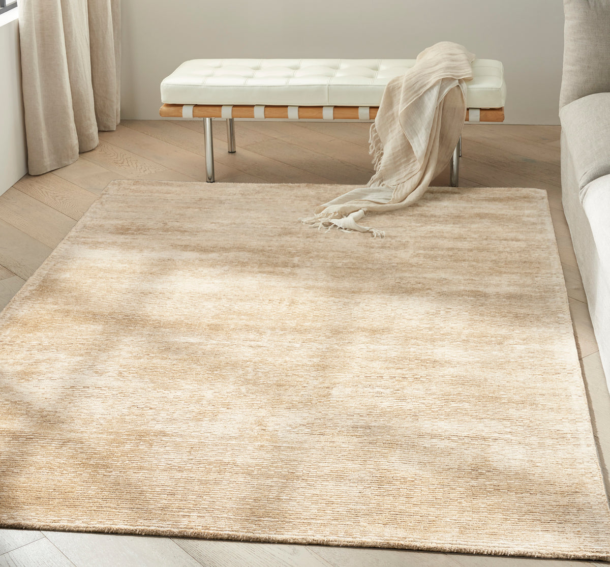 Valley VLL01 Gold Rug - room scene