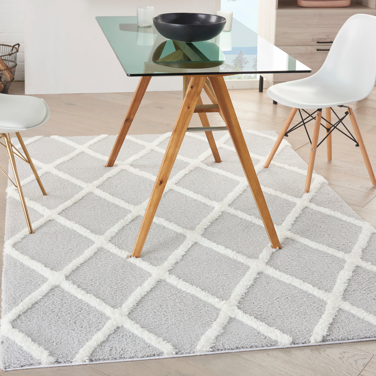 Feather Soft FEA01 Grey Ivory Rug - room scene
