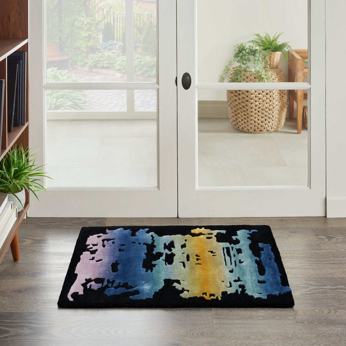 Prismatic PRS23 Black Multicolor Rug - room scene