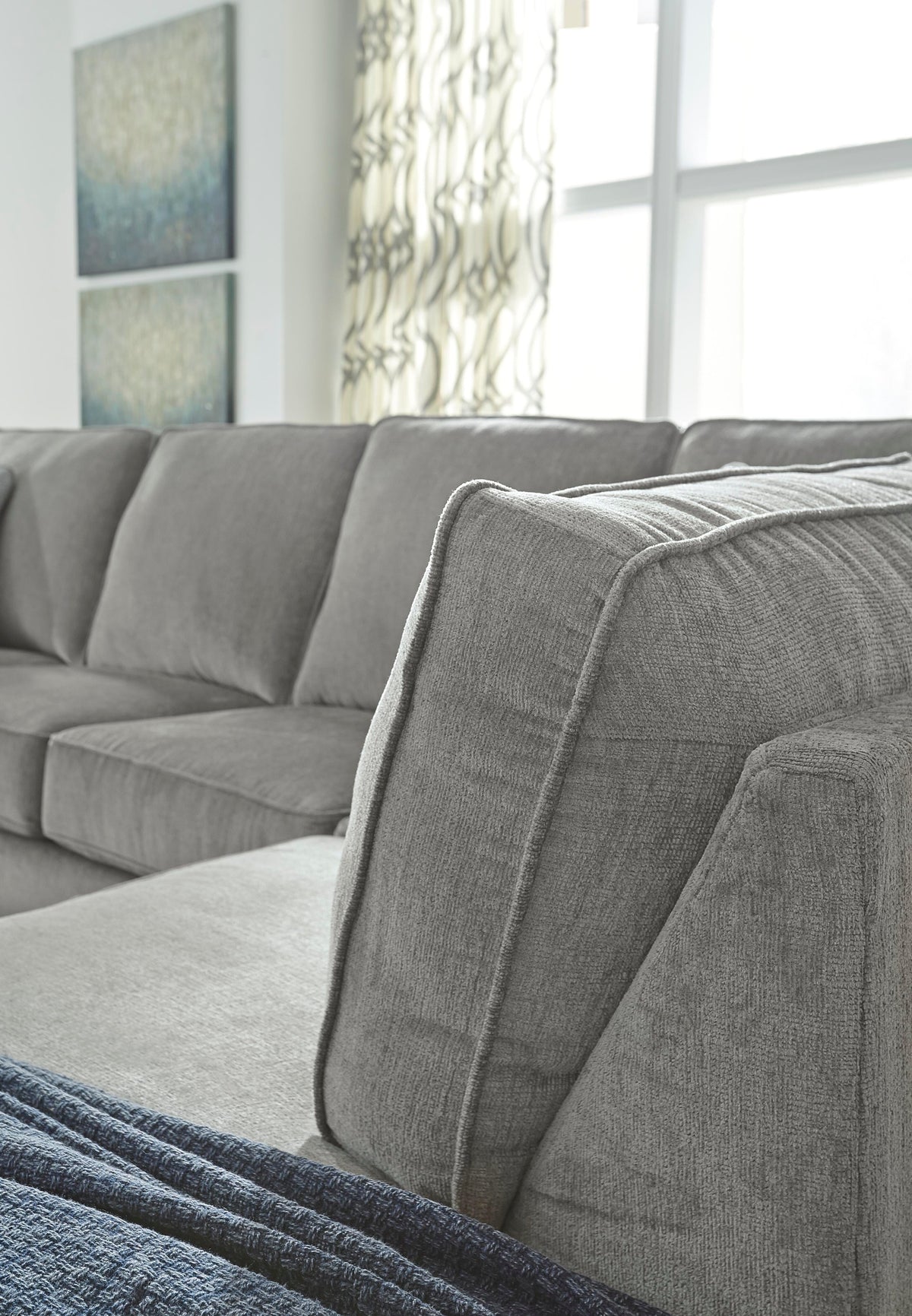 Altari 2-Piece Sectional with Chaise Chenille