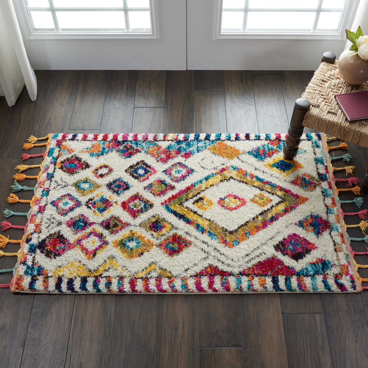 Nomad NMD02 Ivory Multicolor Rug - room scene