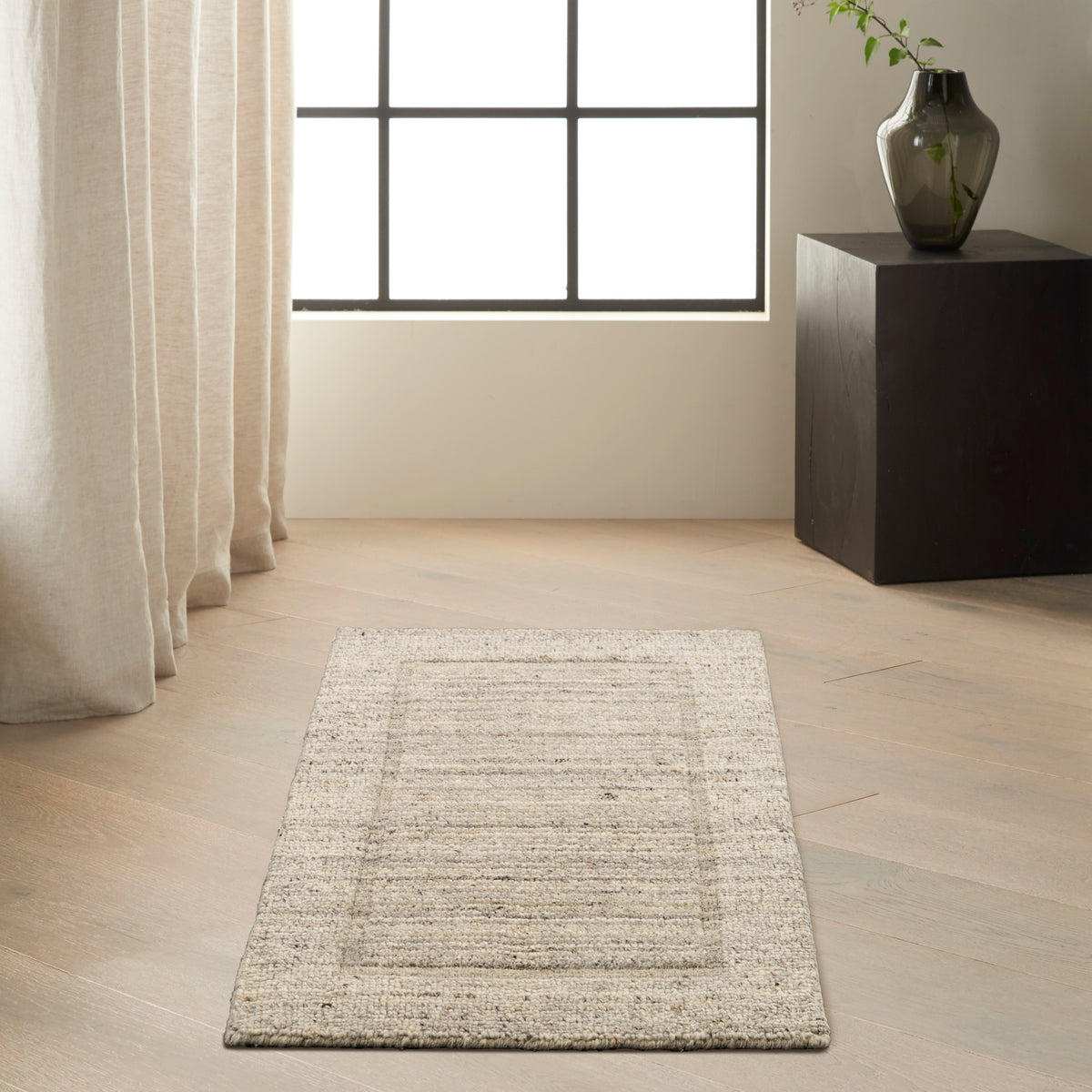 CK082 Ridge RDG01 Grey Ivory Rug - room scene