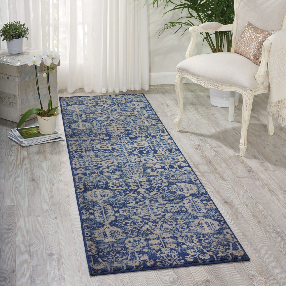 Somerset ST757 Navy Rug - room scene