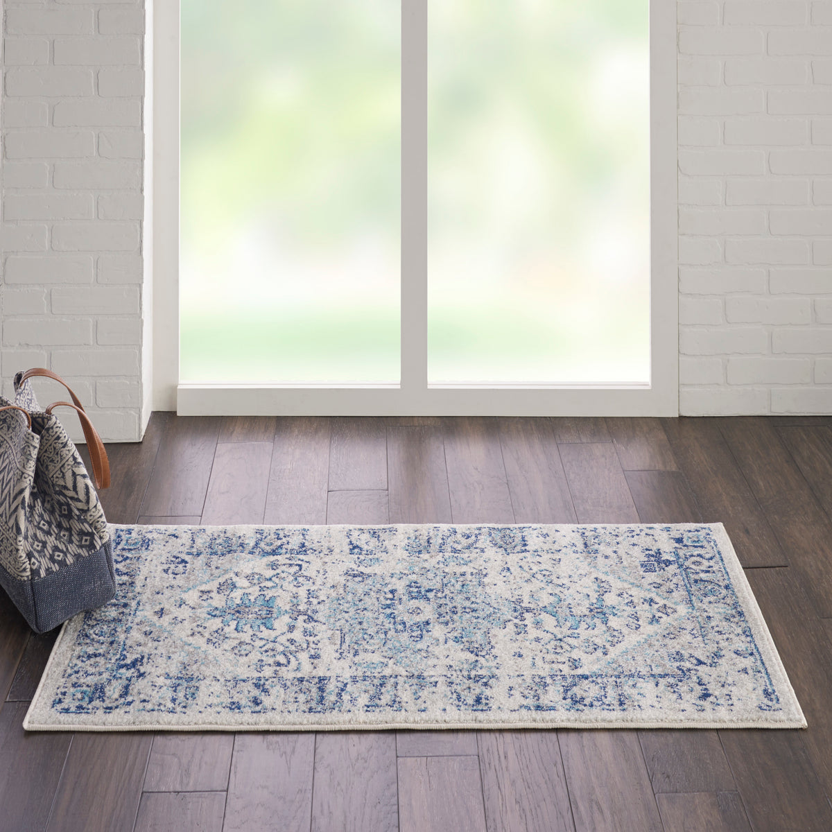 Tranquil TRA06 Ivory Light Blue Rug - room scene