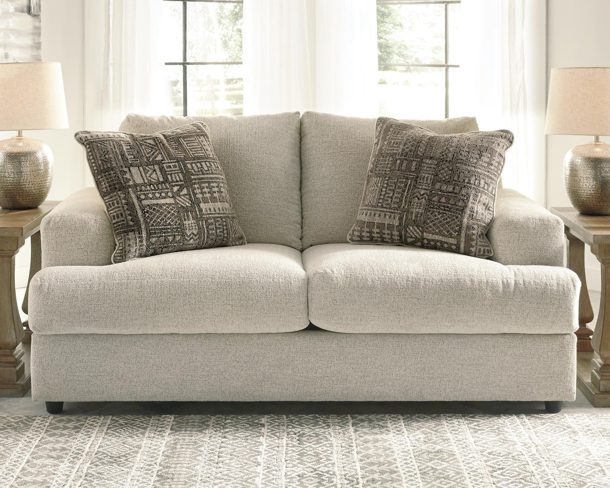 Soletren Loveseat Chenille