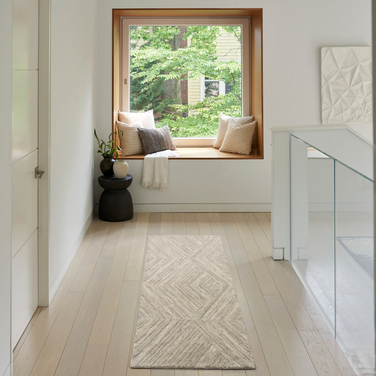 Graceful GRU03 Grey Rug - room scene