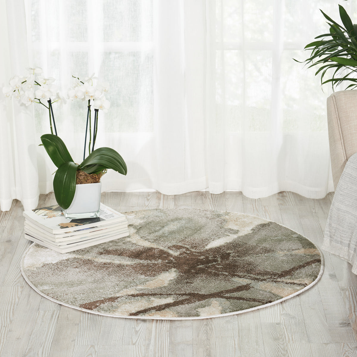 Euphoria EUP07 Ivory Rug - room scene