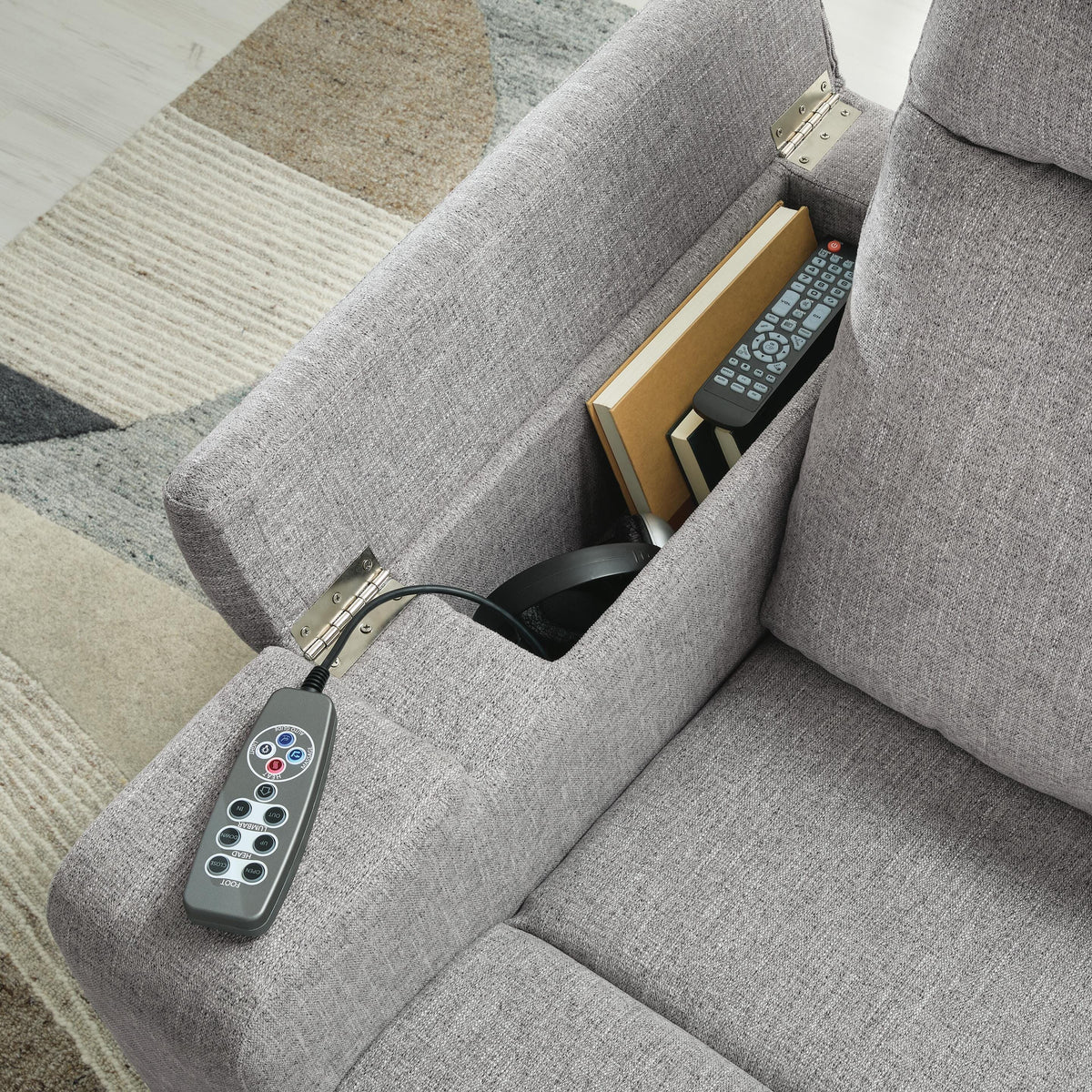 Pineland Glider PWR REC w/Audio System Next-Gen Nuvella™ Performance Fabric
