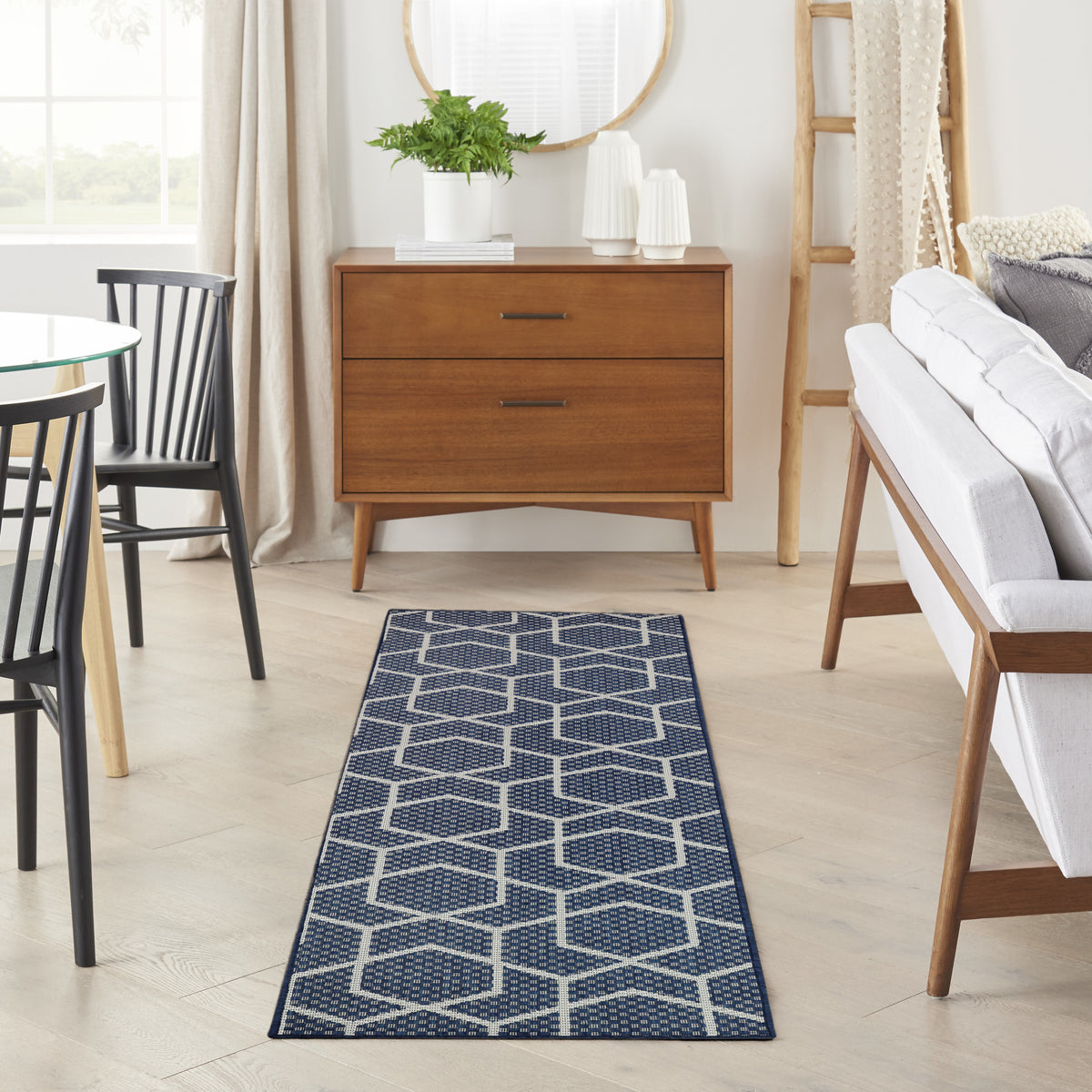 Horizon Indoor/Outdoor HOZ01 Navy Rug - room scene
