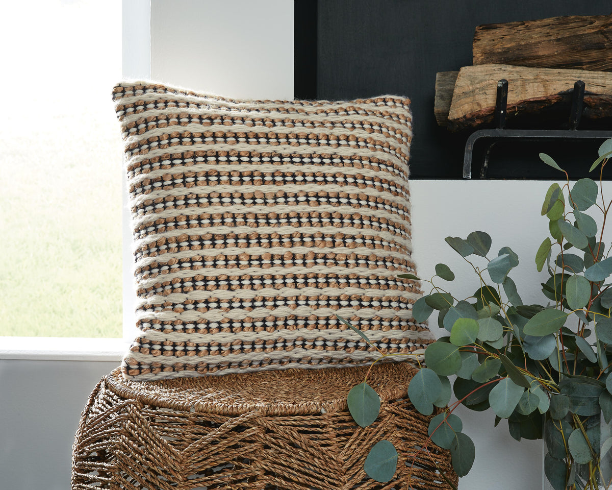 Nealington Pillow (4/CS)
