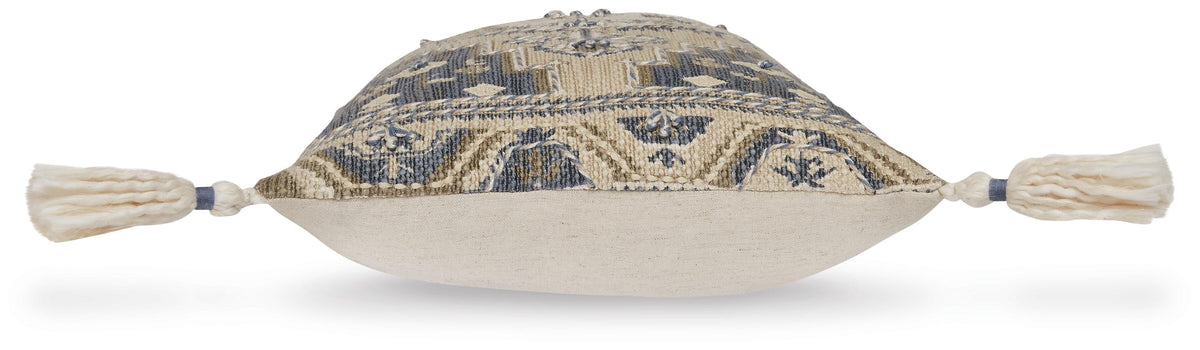 Winbury Pillow (4/CS)