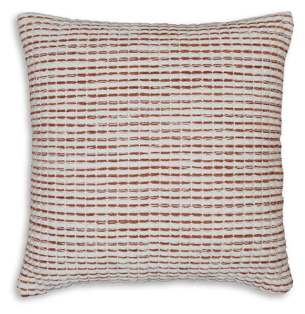 Nashlin Pillow (4/CS)