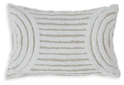 Farissen Pillow