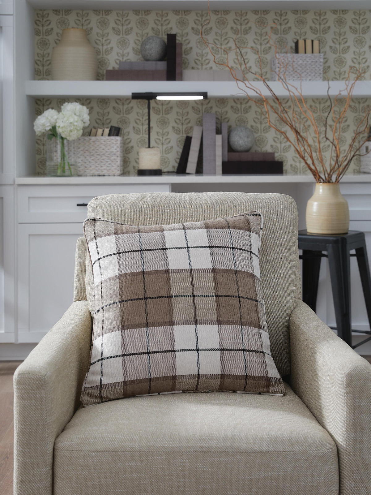 Godricton Pillow (4/CS)