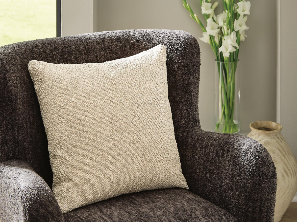 Macsen Pillow (4/CS)