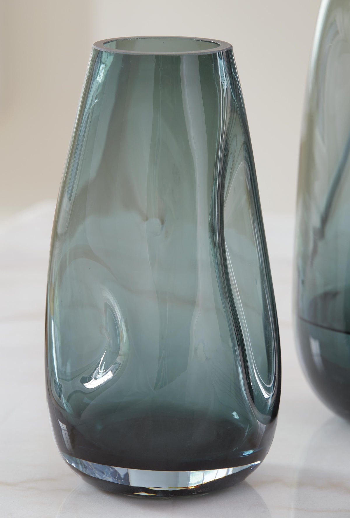 Beamund Vase (2/CS)
