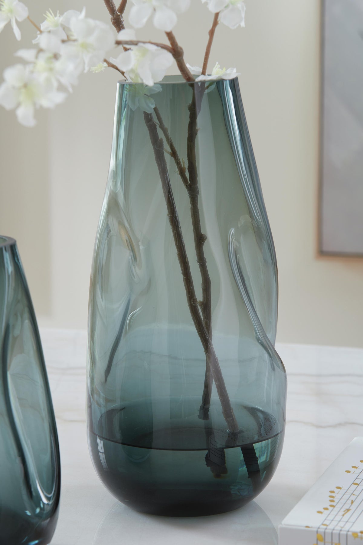 Beamund Vase (2/CS)