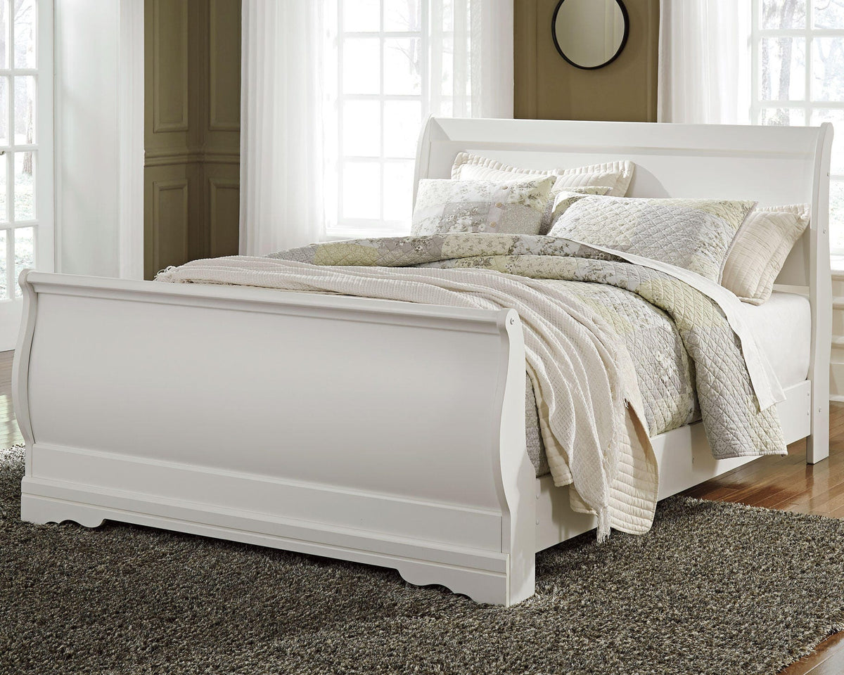 Anarasia Queen Sleigh Bed with Chest of Drawers and Nightstand