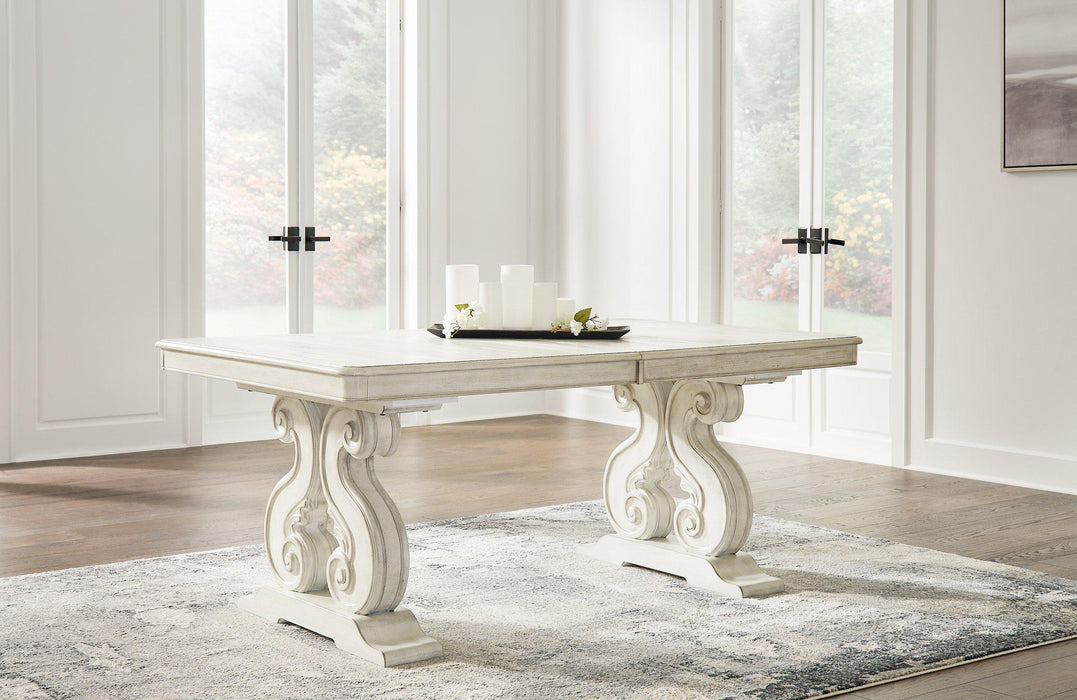 Arlendyne Dining Room Set