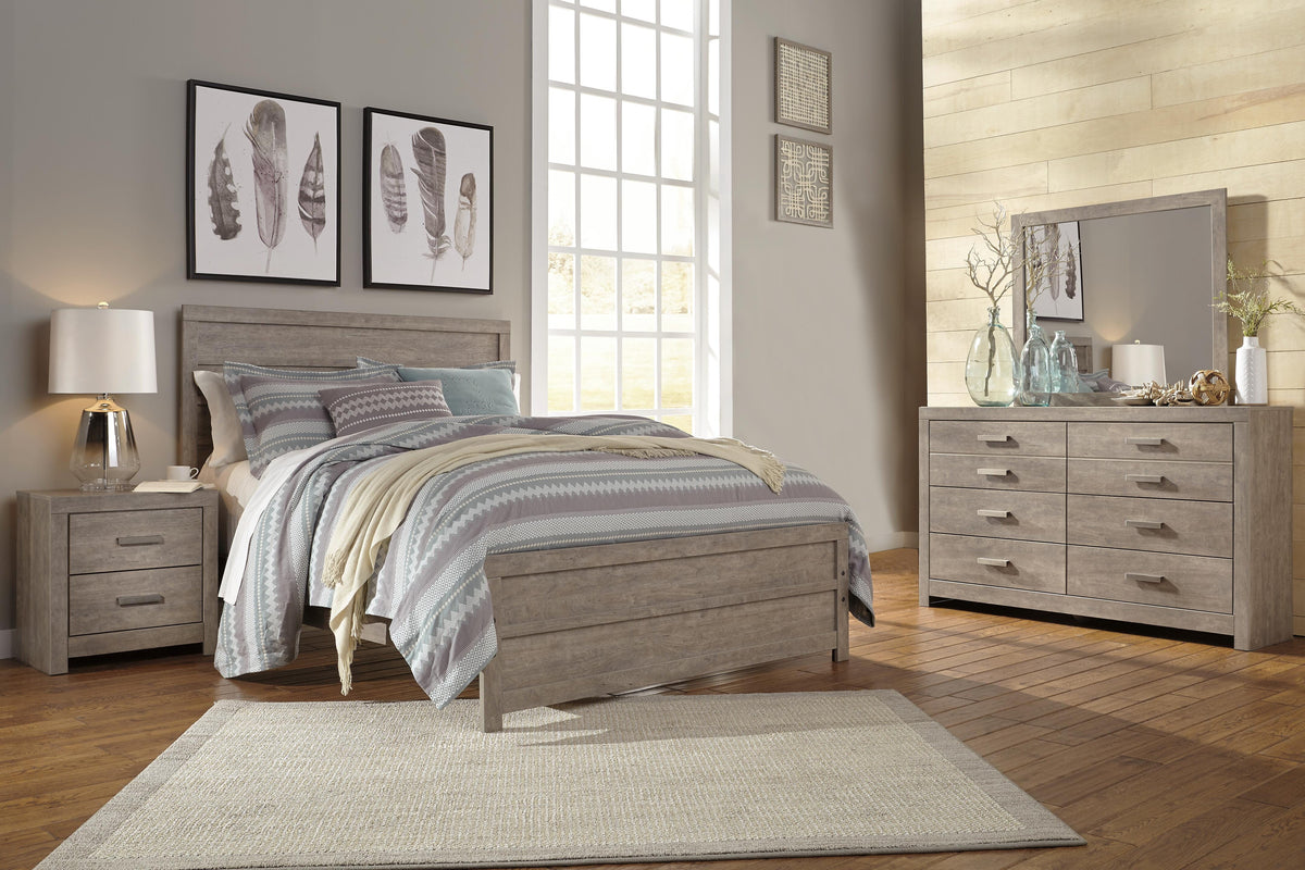 Culverbach Panel Bed Set - Queen, Mirrored Dresser