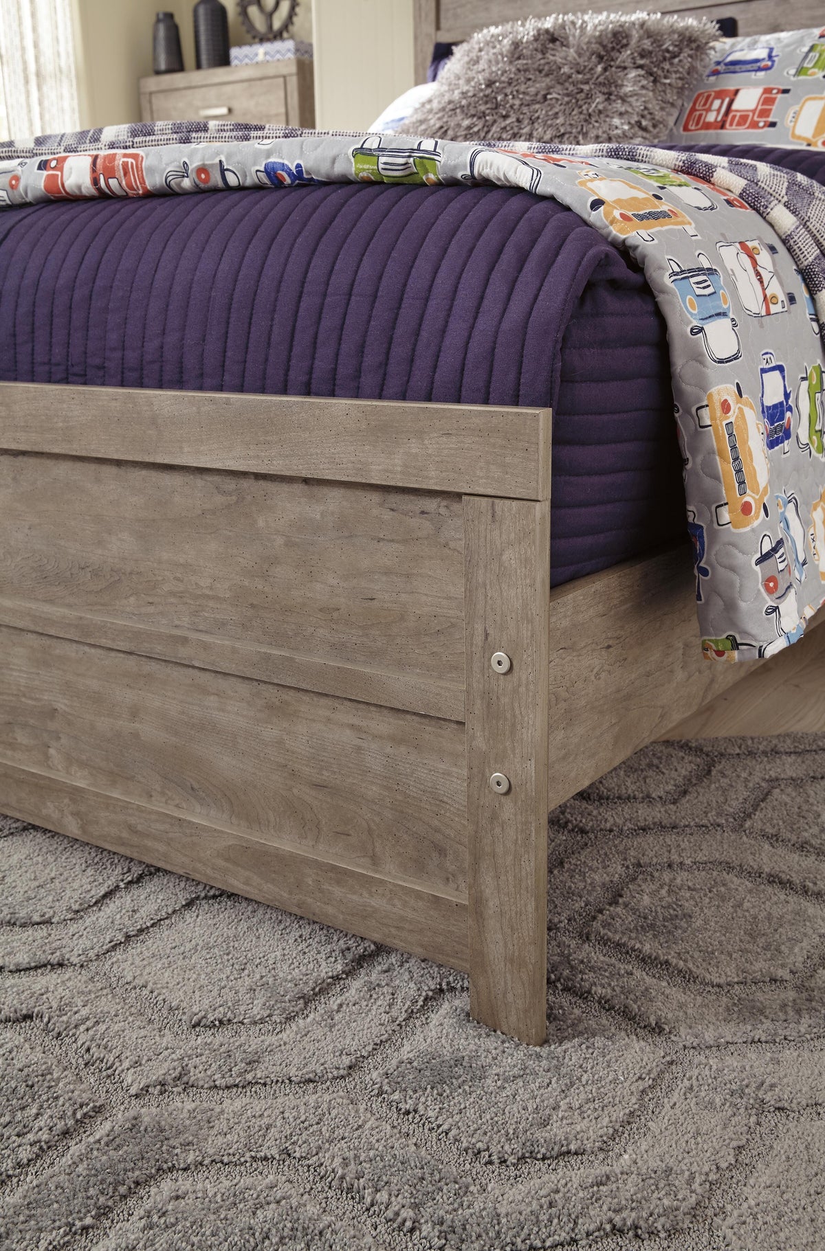 Culverbach Queen Panel Bed