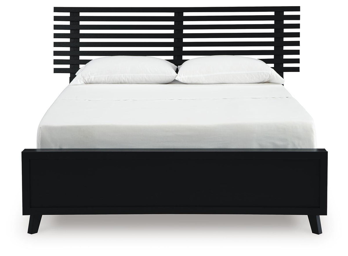 Danziar Queen Slat Panel Bed