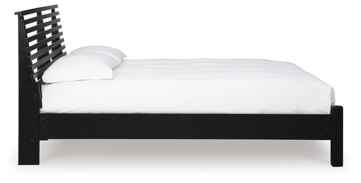 Danziar Queen Slat Panel Bed