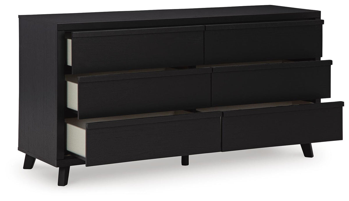 Danziar Queen Panel Bed and Dresser