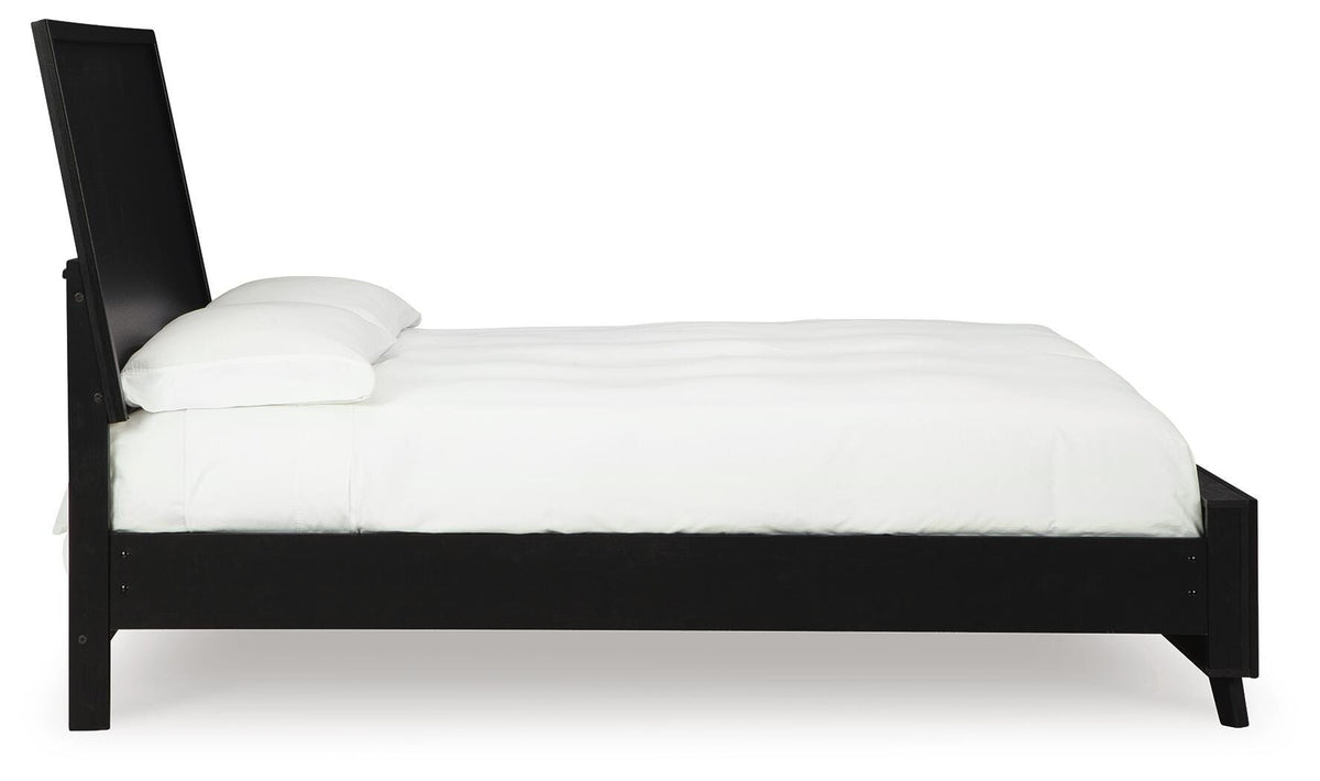 Danziar King Panel Bed, Dresser and Nightstand