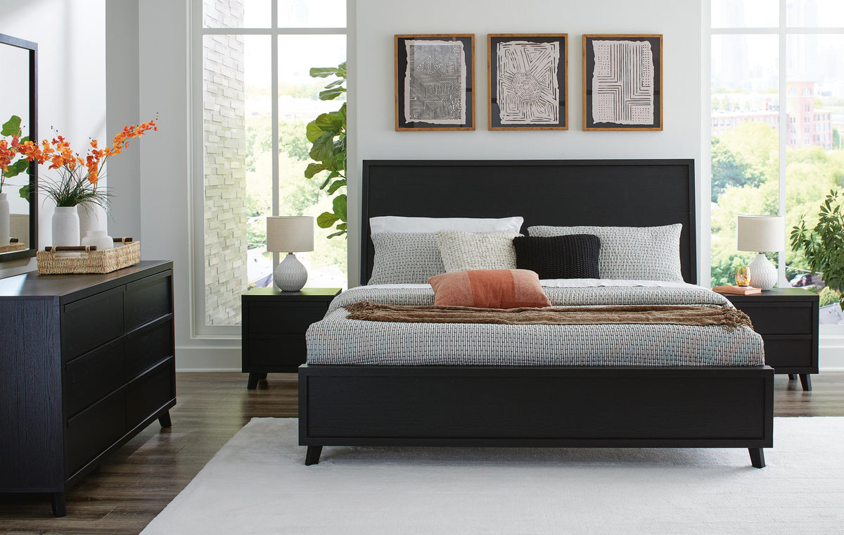 Danziar Panel Bed Set - Queen, Dresser, Mirror and 2 Nightstands