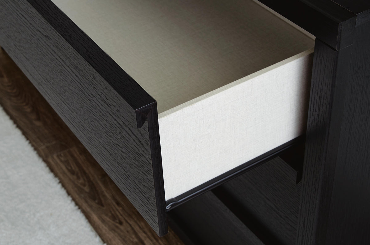 Danziar Panel Bed Set - Queen, Dresser, Mirror and 2 Nightstands