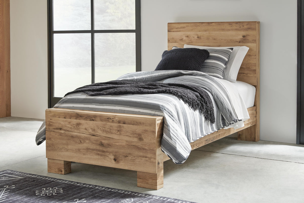 Hyanna Twin Panel Bed, Dresser and Mirror
