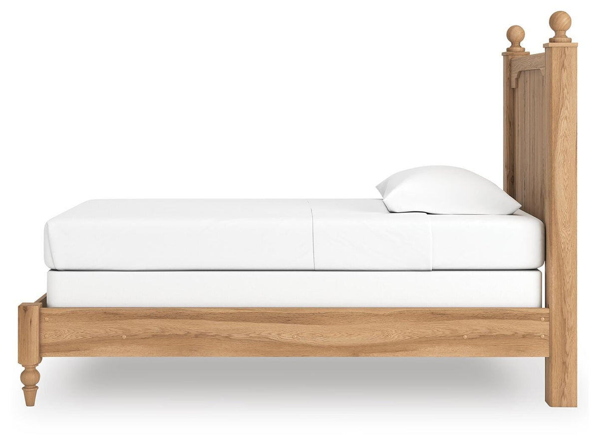 Aleaport Queen Panel Bed
