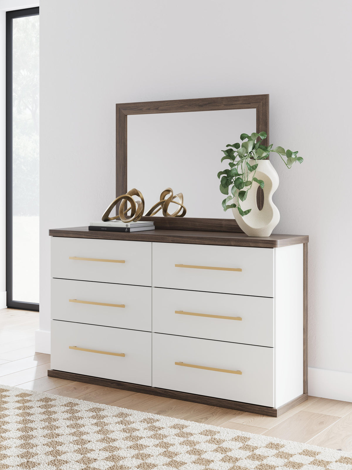 Kendanport King Platform Bed, Dresser, Mirror and Nightstand