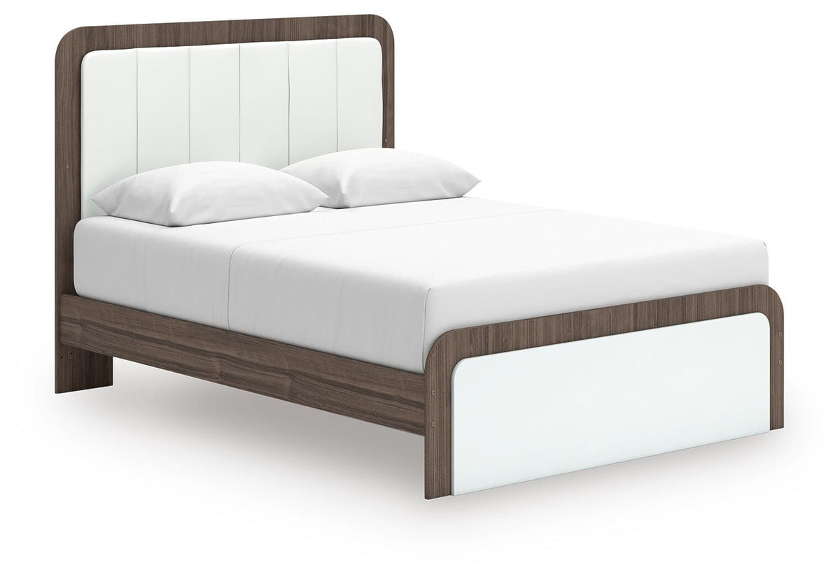 Kendanport Queen Upholstered Platform Bed, Dresser and Mirror