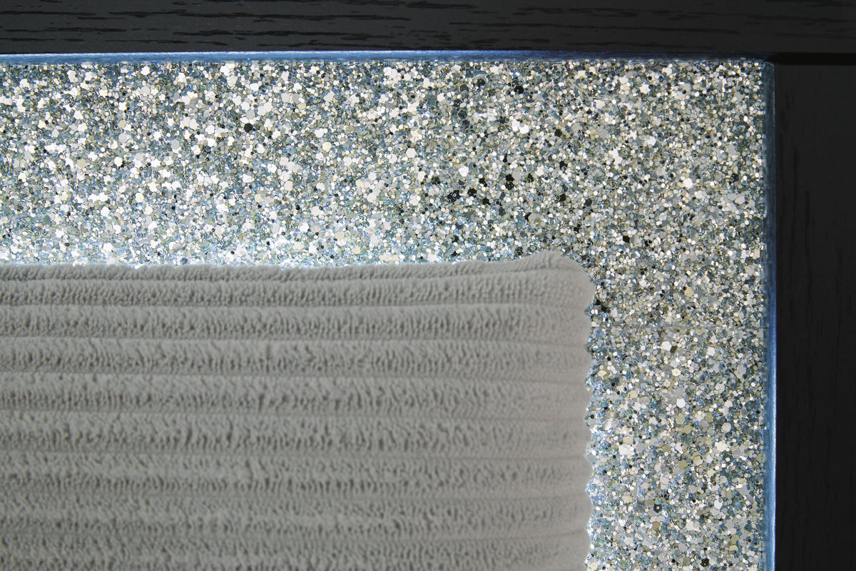 Maeling Queen Upholstered Panel Bed