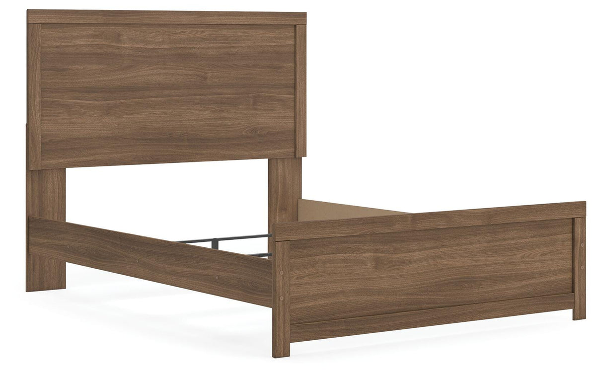 Broachmyn Queen Panel Bed
