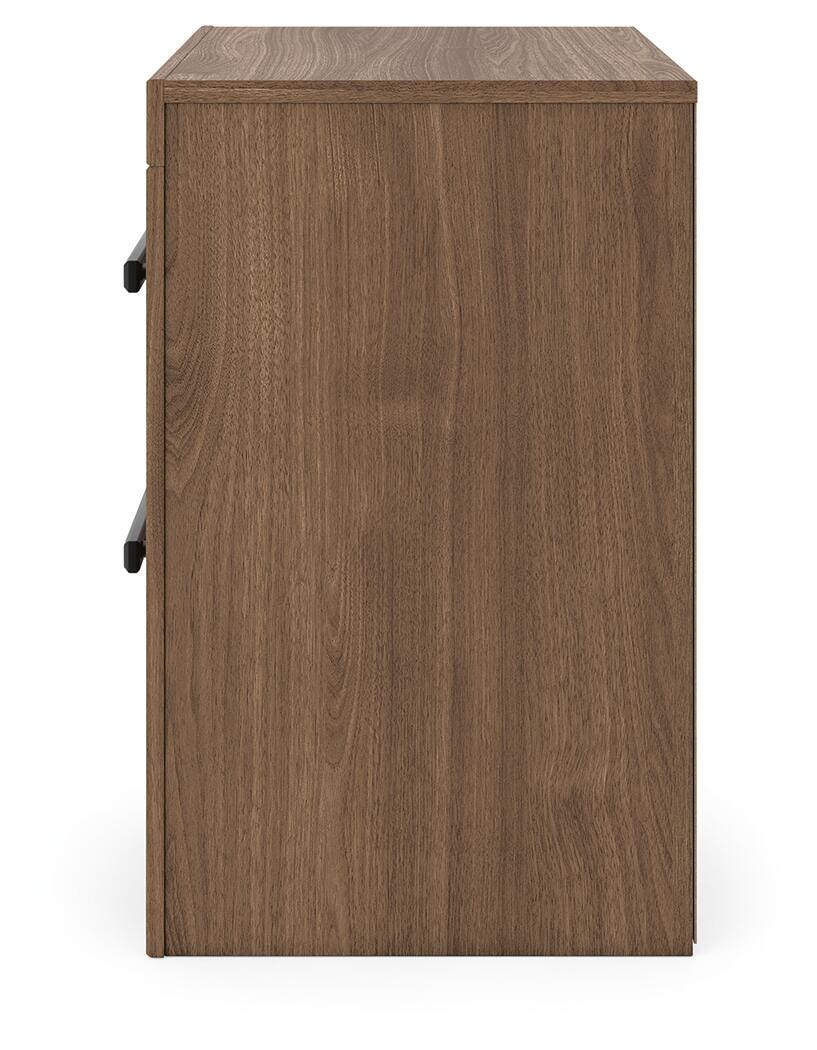 Broachmyn Queen Panel Bed, Dresser, Mirror and Nightstand