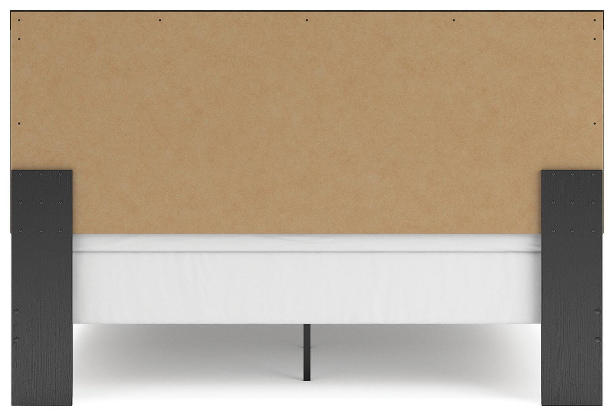 Broachmyn Queen Panel Bed