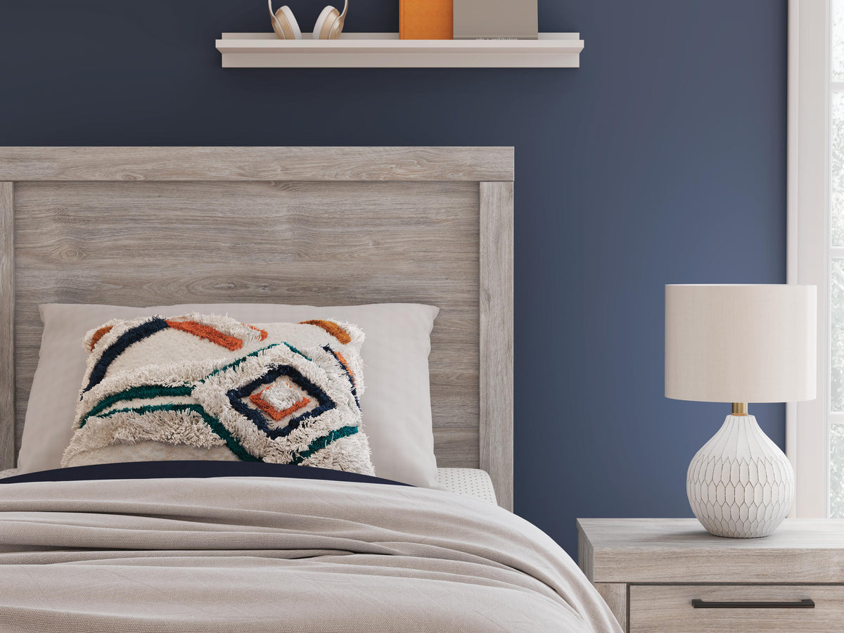 Broachmyn Twin Panel Bed, Dresser and Mirror