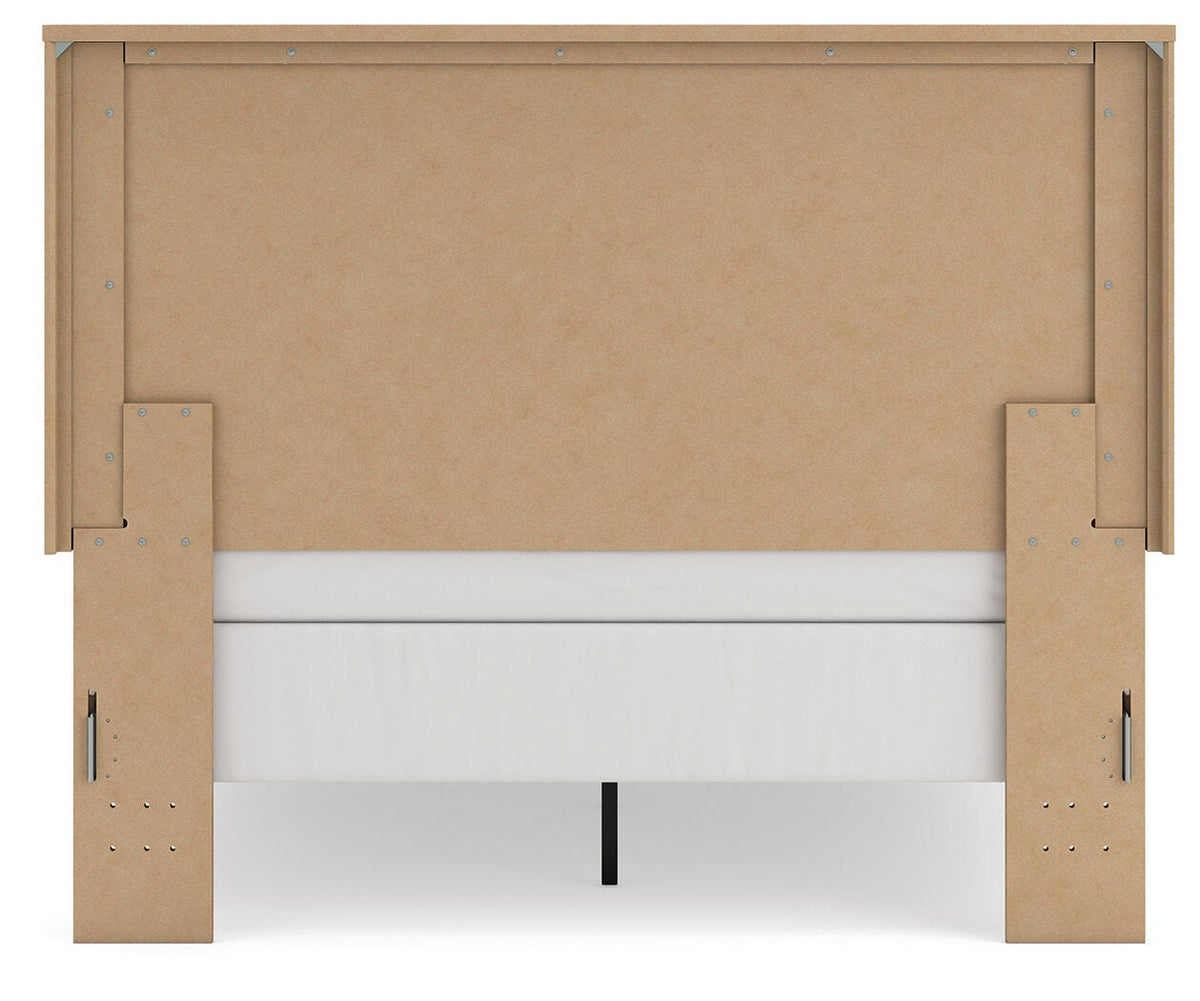 Gramburg Queen Panel Bed, Dresser and Mirror
