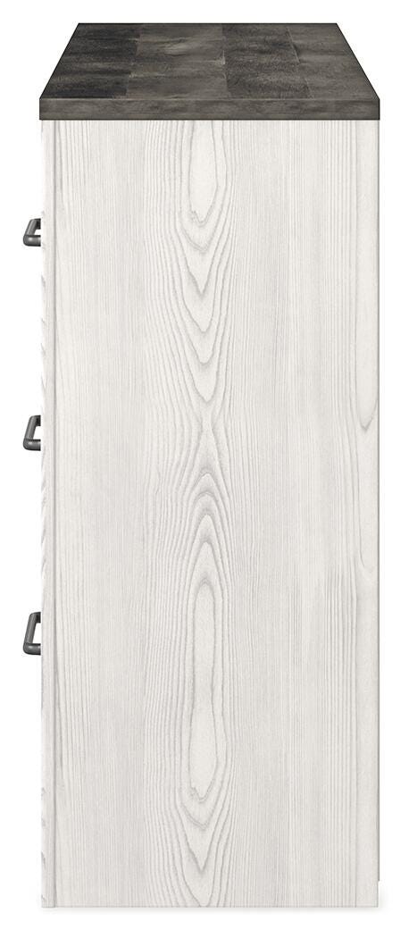 Gerridan King Panel Bed, Dresser and 2 Nightstands