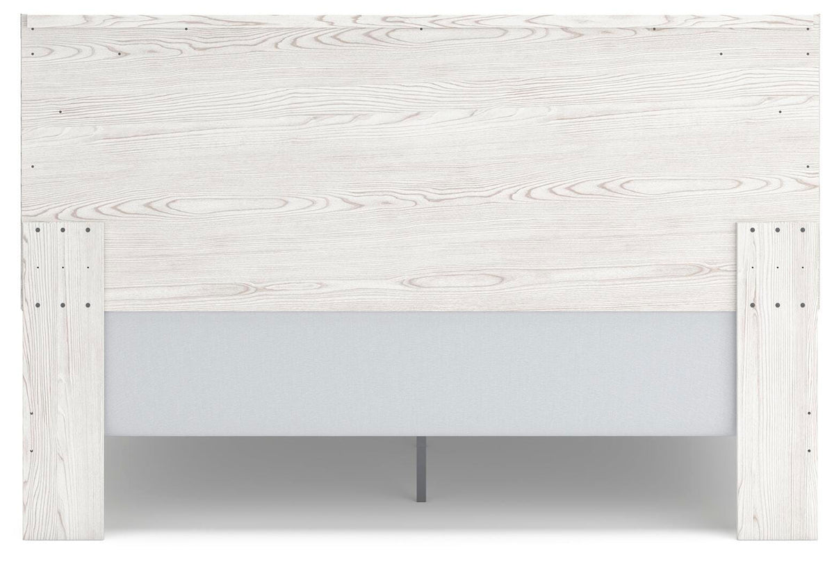 Gerridan King Panel Bed, Chest and Nightstand