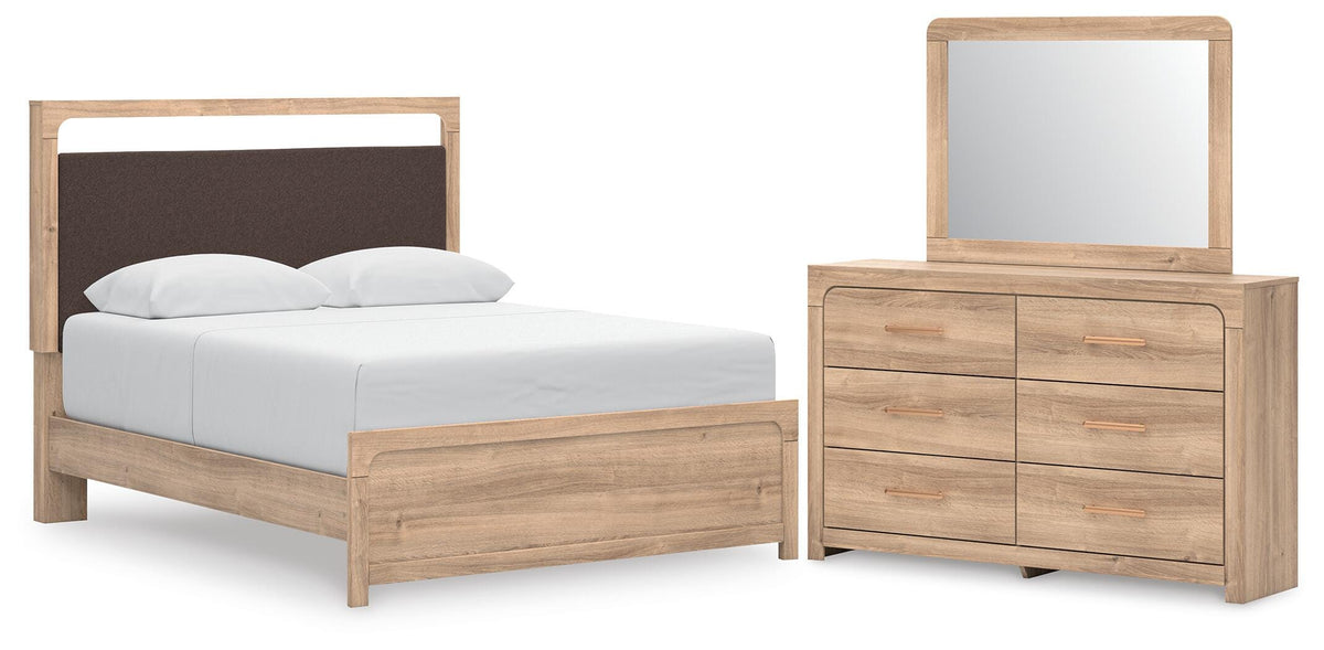 Kinlanni Upholstered Platform Bed Set - Queen, Dresser and Mirror