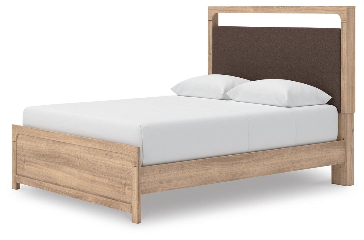 Kinlanni Upholstered Platform Bed
